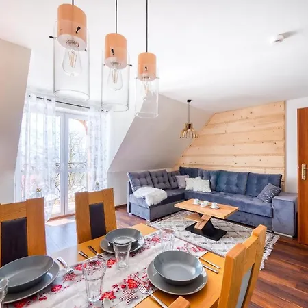 Apartment 11 Jacuzzi Odkryj-zakopane *