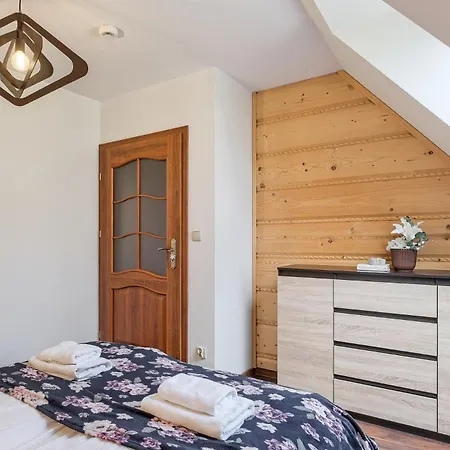 Apartment 11 Jacuzzi Odkryj-zakopane *